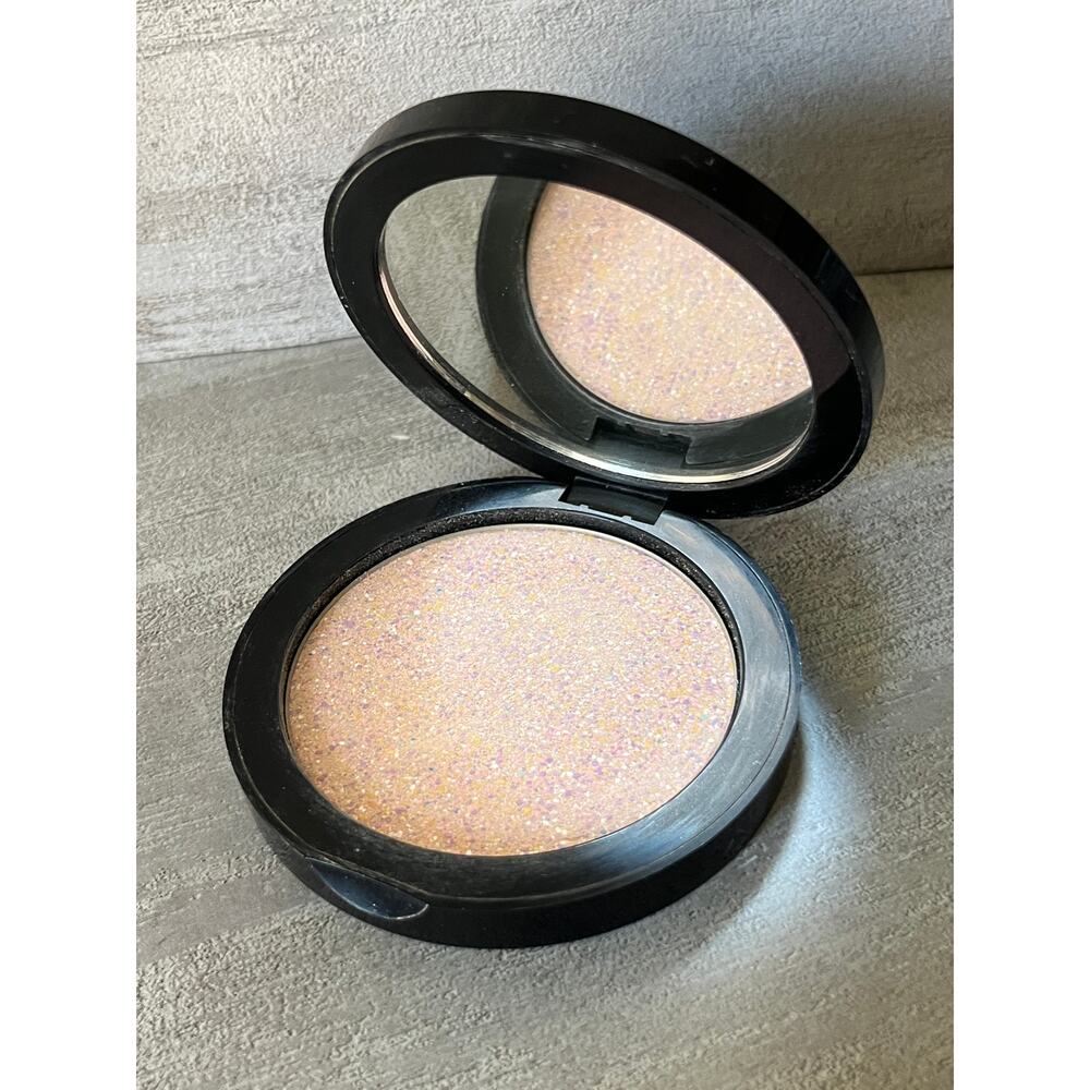 ALGENIST Color Correcting Finishing Powder Compact ~ HTF - Picture 3 of 5